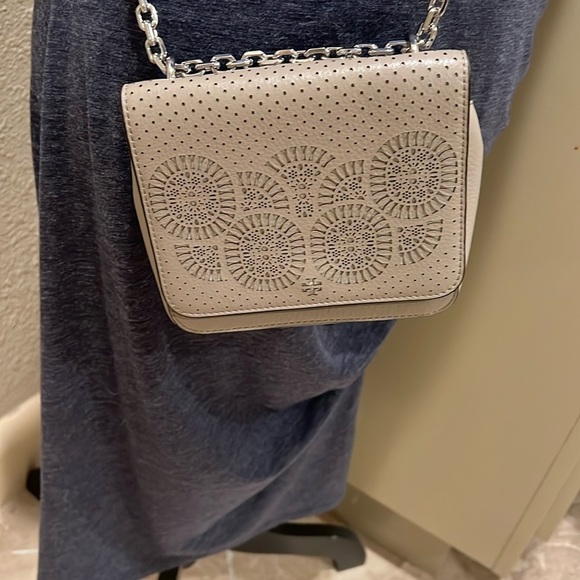 NWT Tory Burch Crossbody - Picture 2 of 9